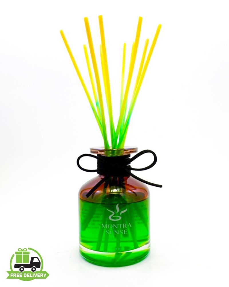 Aromatherapy diffuser : Smell lemongrass with reed diffuser